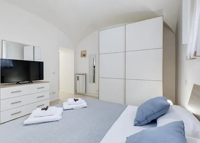 Vivilo Collection - Brescia - 2bd 2 Baths *